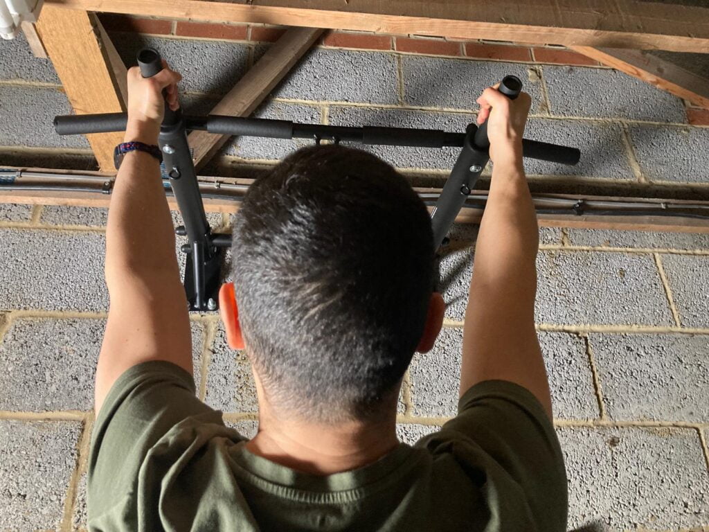 a wall-mounted pullup bar